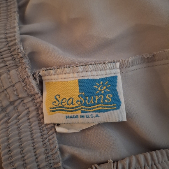 Sea Suns Women's Gray Button-Detail Pants - Picture 6 of 9